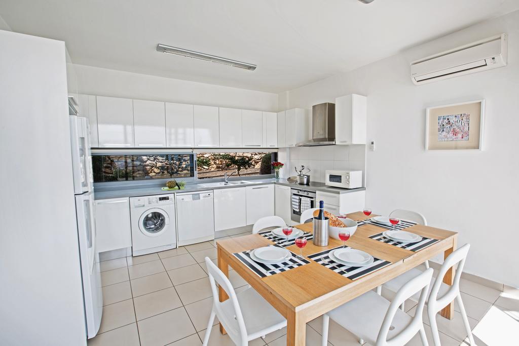Esprit Villa 20 Polis Room photo