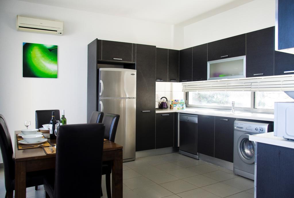 Esprit Villa 20 Polis Room photo
